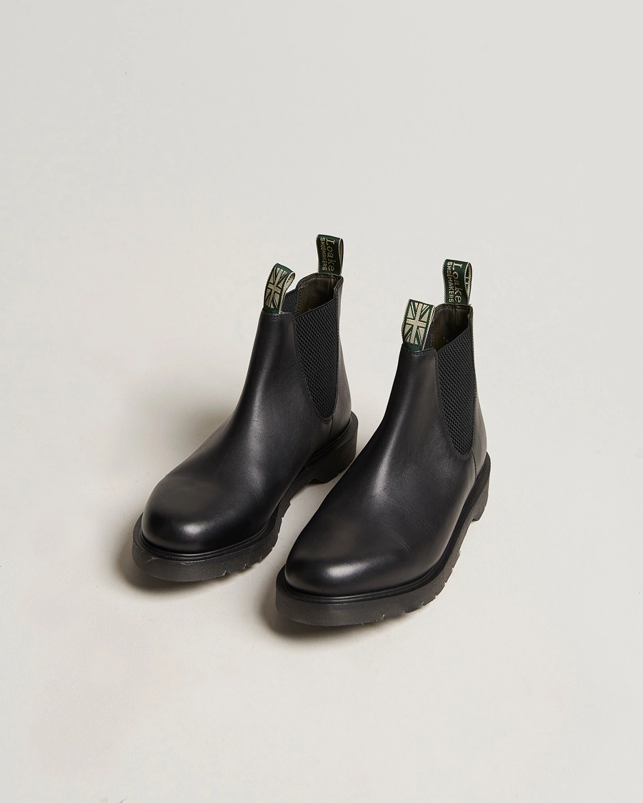 Herren | Loake 1880 | Loake Shoemakers | Loake 1880 Mccauley Heat Sealed Chelsea Black Leather