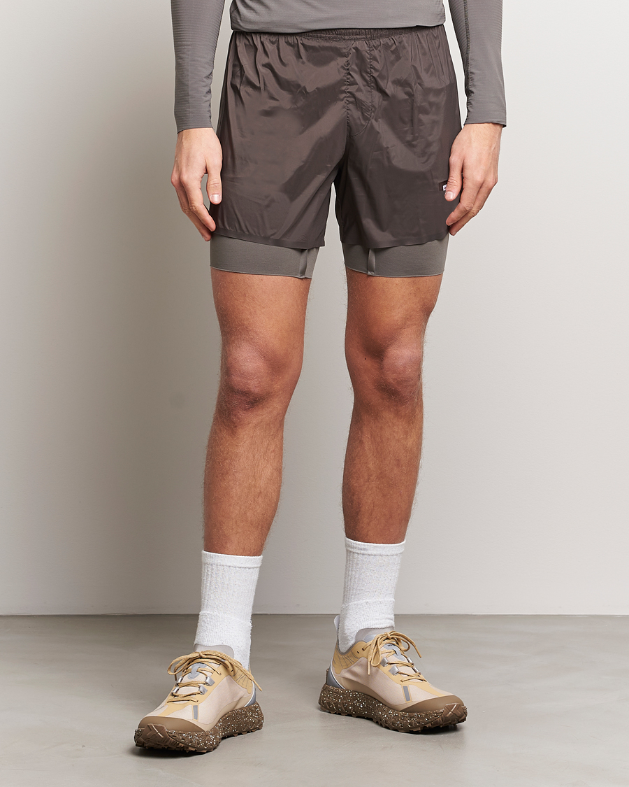 Herren | Kleidung | Satisfy | CoffeeThermal 8 Inch Shorts Quicksand