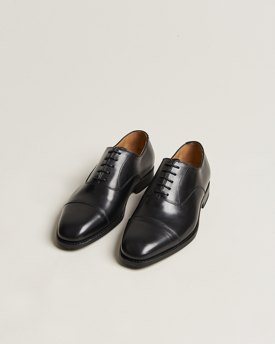 Herren | Handgefertigte Schuhe | Myrqvist | Äppelviken Oxford Black Calf