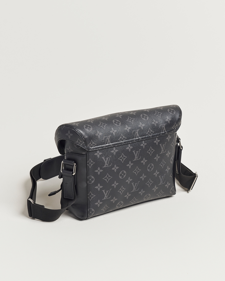 Herren | Pre-Owned & Vintage Bags | Louis Vuitton Pre-Owned | Messenger Voyager PM Bag Monogram Eclipse
