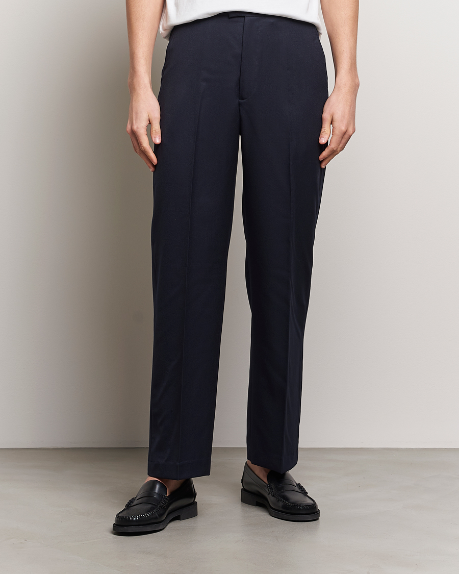 Herren | Kleidung | A Day\'s March | Edward Relaxed Wool Trousers Navy