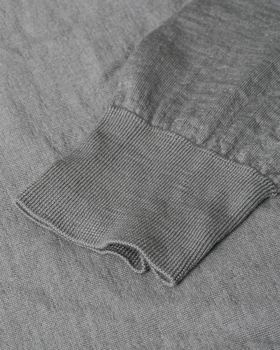 Herren |  | Pre-owned | Giorgio Armani Virgin Wool Knitted Polo Dove Grey 50