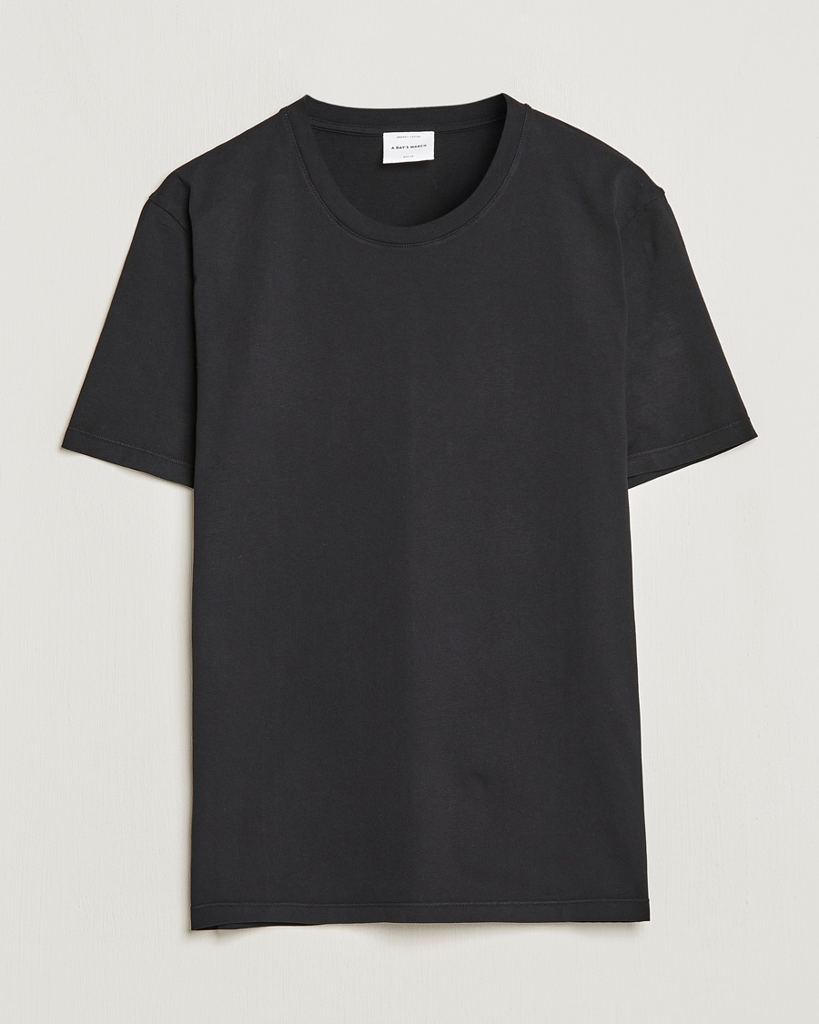 Herren | | A Day's March | Classic Fit Tee Black