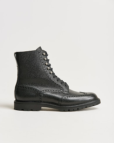 Herren | Handgefertigte Schuhe | Crockett & Jones | Islay Scotch Grain Vibram Boot Black Calf