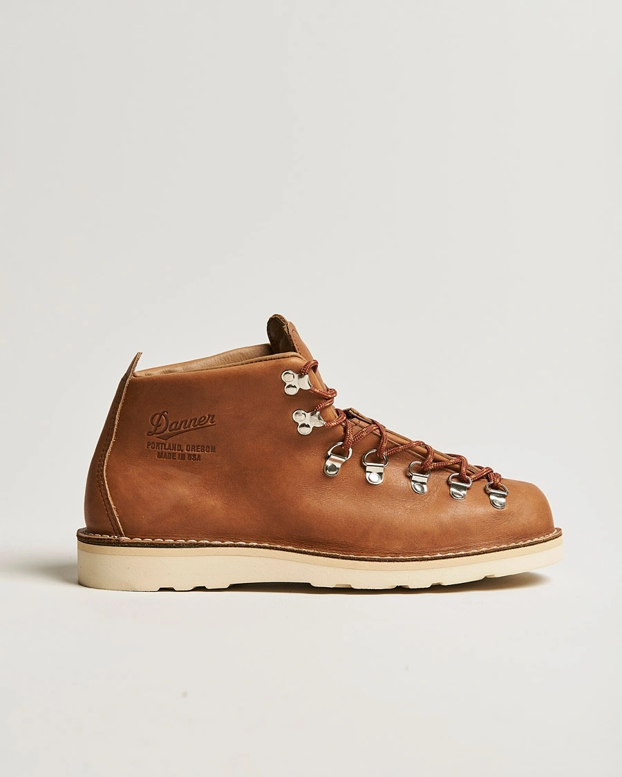 Danner Mountain Light GORE-TEX Boot Kenton – Beige