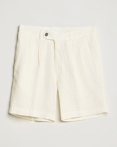 Herren | Neue Produktbilder | Oscar Jacobson | Tanker Pleated Crepe Cotton Shorts White