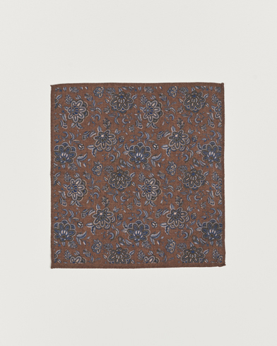 Herren |  | Amanda Christensen | Wool Flannel Large Flower Pocket Square Brown