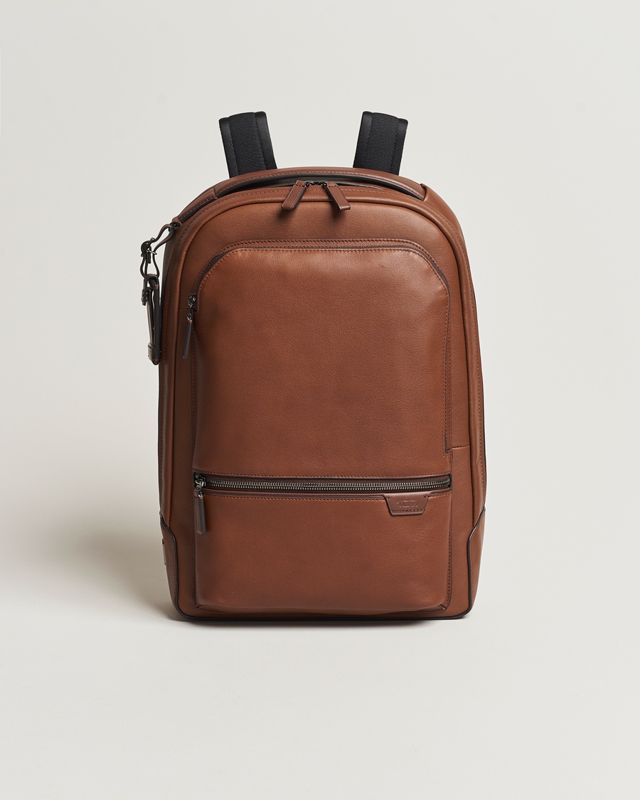 TUMI Harrison Bradner Leather Backpack Cognac – Braun