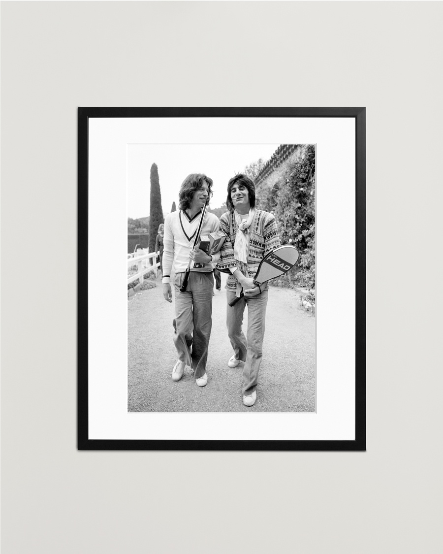Sonic Editions Framed Mick & Ronnie Hit The Courts