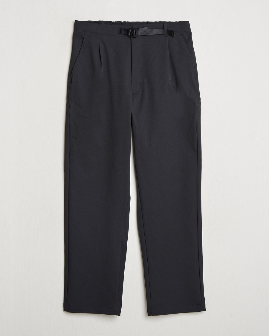 Herren | Hosen | Goldwin | One Tuck Tapered Stretch Pants Black