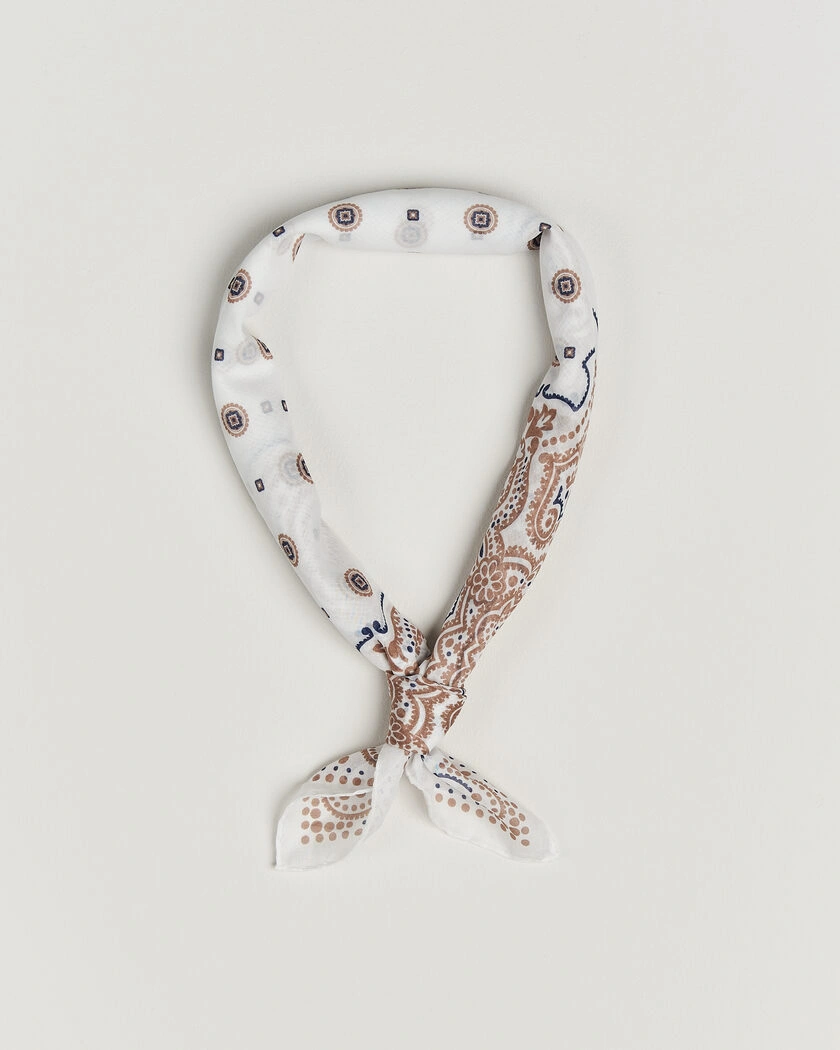 Amanda Christensen Cotton Voilé Medallion Bandana Cream – Weiß