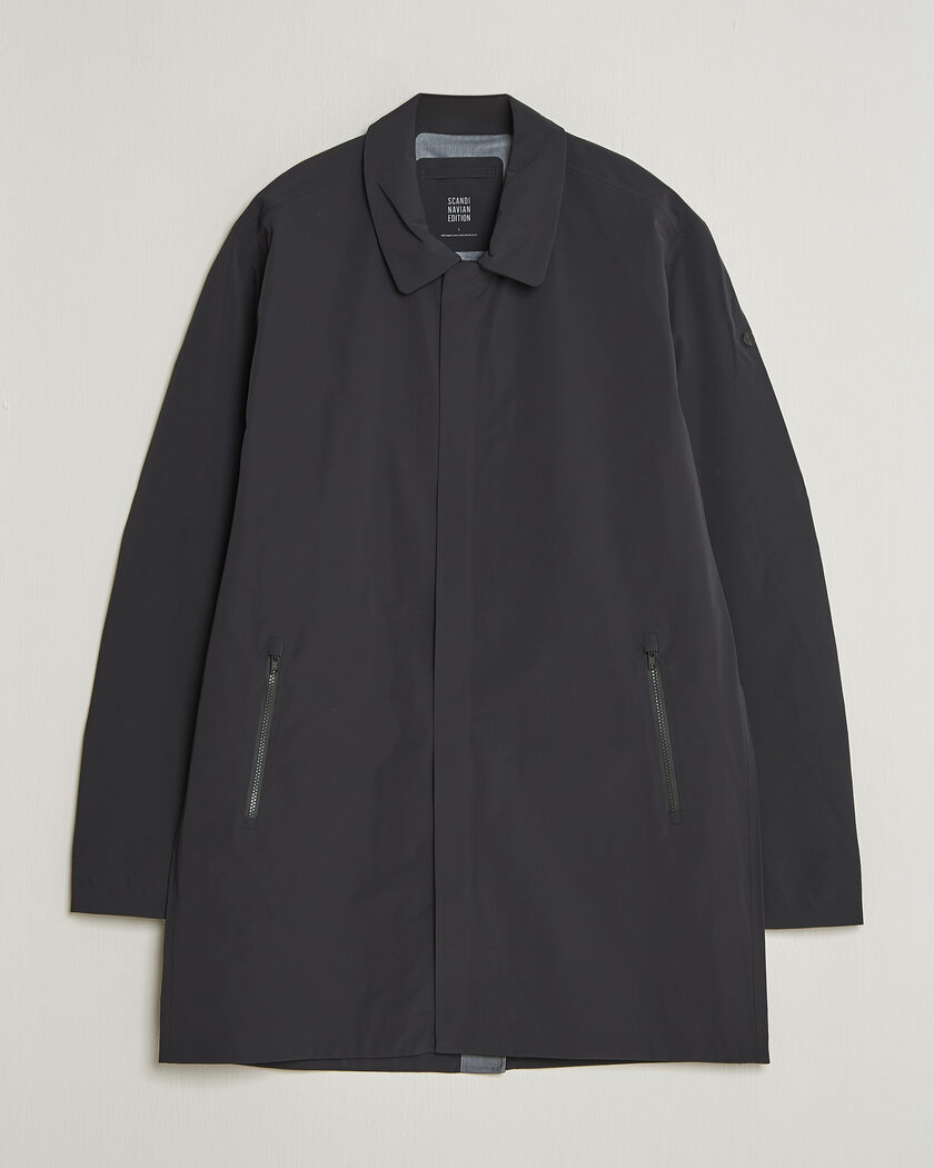 Sunflower Relaxed Nylon Coat Black bei Care of Carl