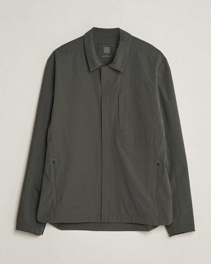 Scandinavian Edition Merge II Stretch Shirt Jacket Dark Olive – Schwarz