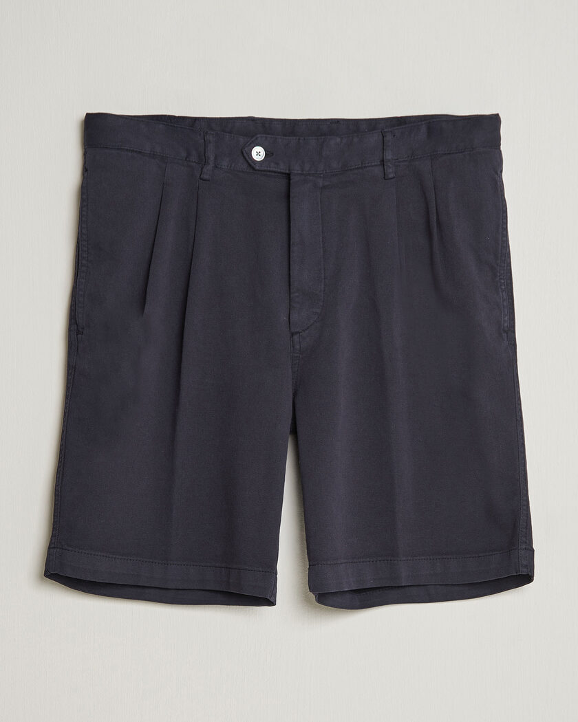 Oscar Jacobson Tanker Pleat Shorts Navy – Blau