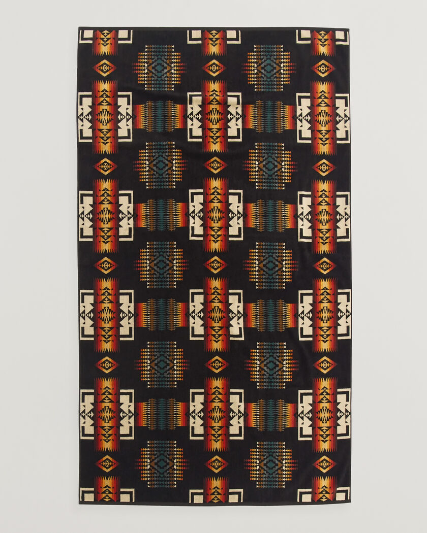 Pendleton Oversized Jacquard Spa Towel Black – Schwarz