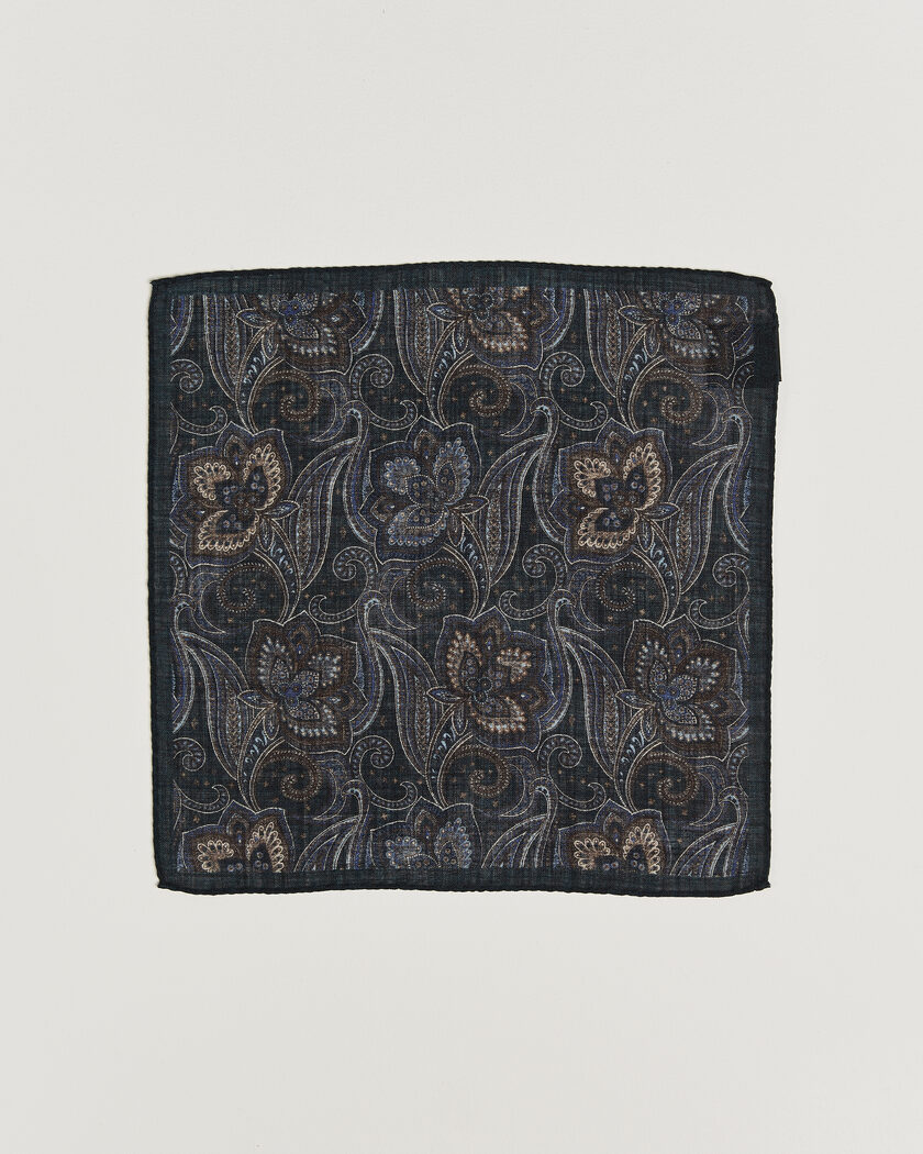 Amanda Christensen Wool Large Paisley Pocket Square Navy – Blau