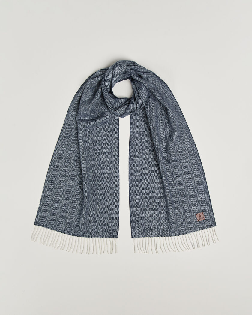 Amanda Christensen Wool Herringbone Scarf Navy – Blau
