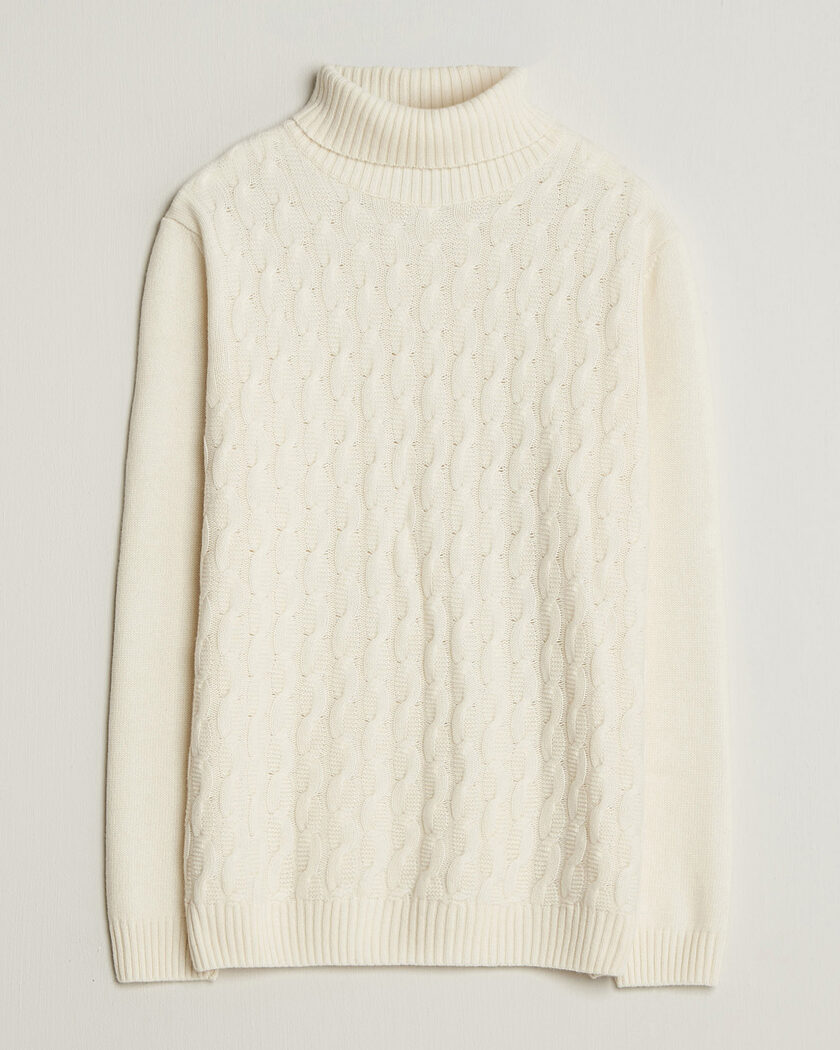 Oscar Jacobson Seppo Cable Knitted Rollneck White – Weiß
