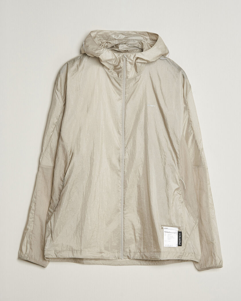 Satisfy Pertex Diamond Fuse Windbreaker Moonstruck – Grau