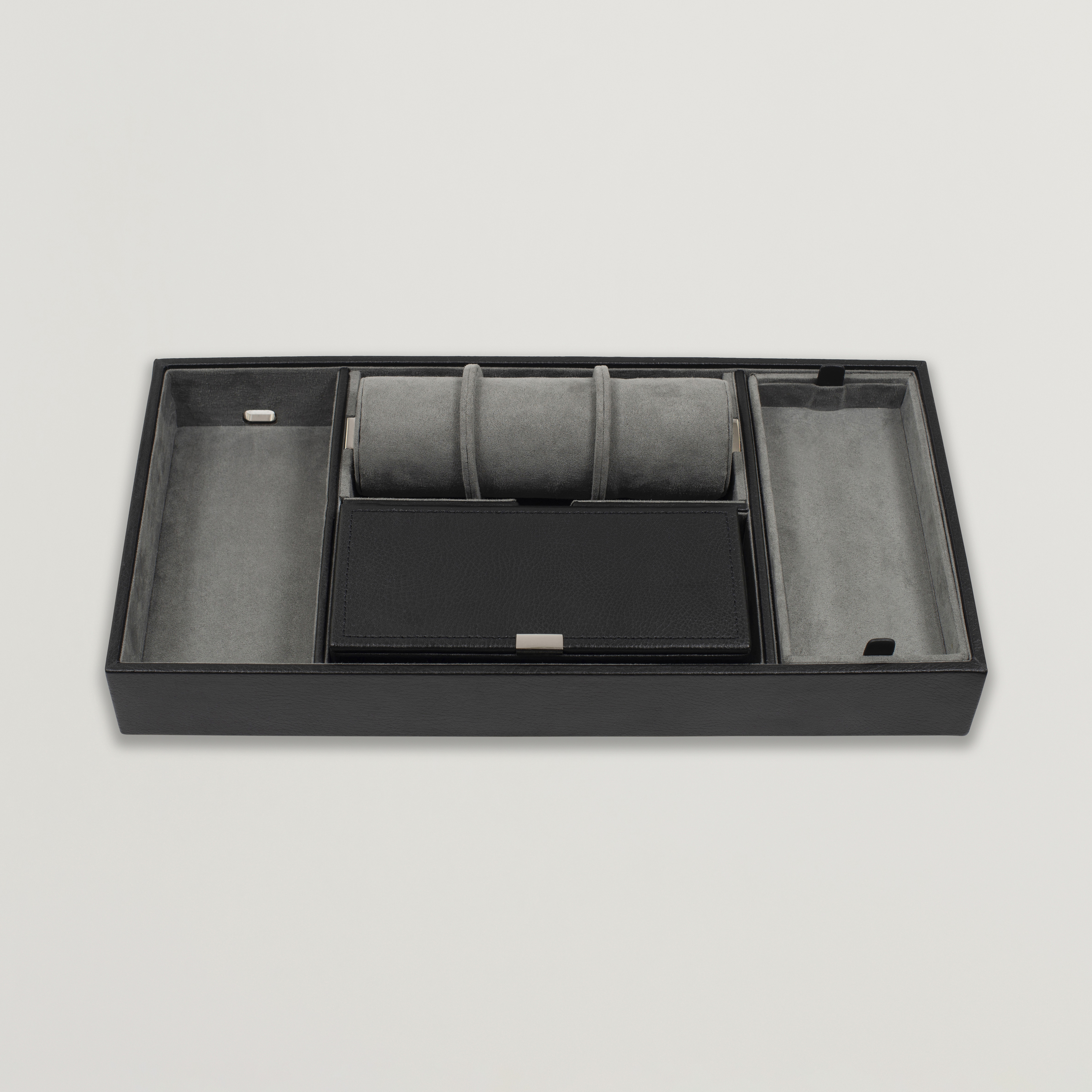WOLF Howard Valet Tray with Cuff Black Grey Pebble bei Care of Carl