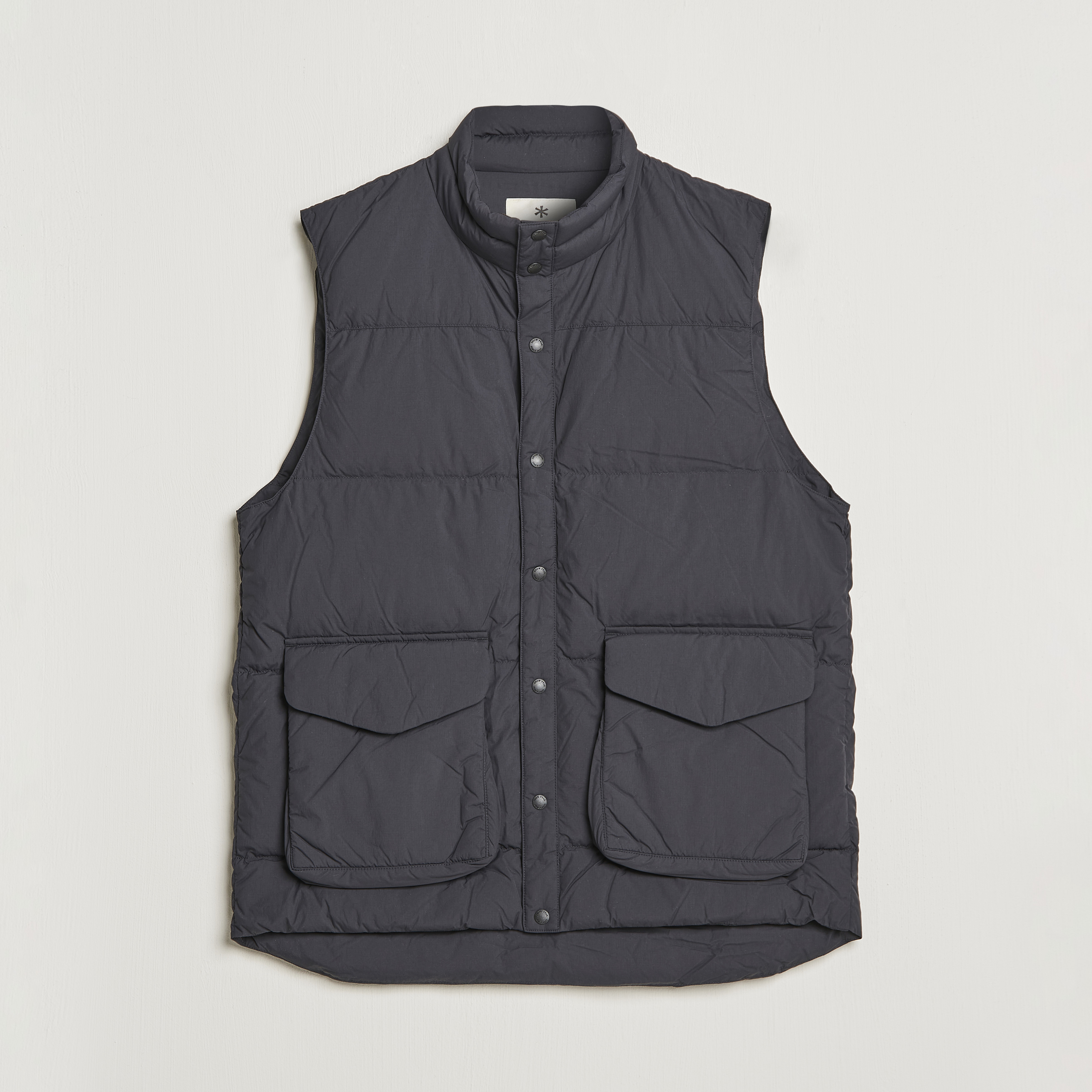 Snow Peak Recycled Nylon Ripstop Down Vest Black bei Care of Carl