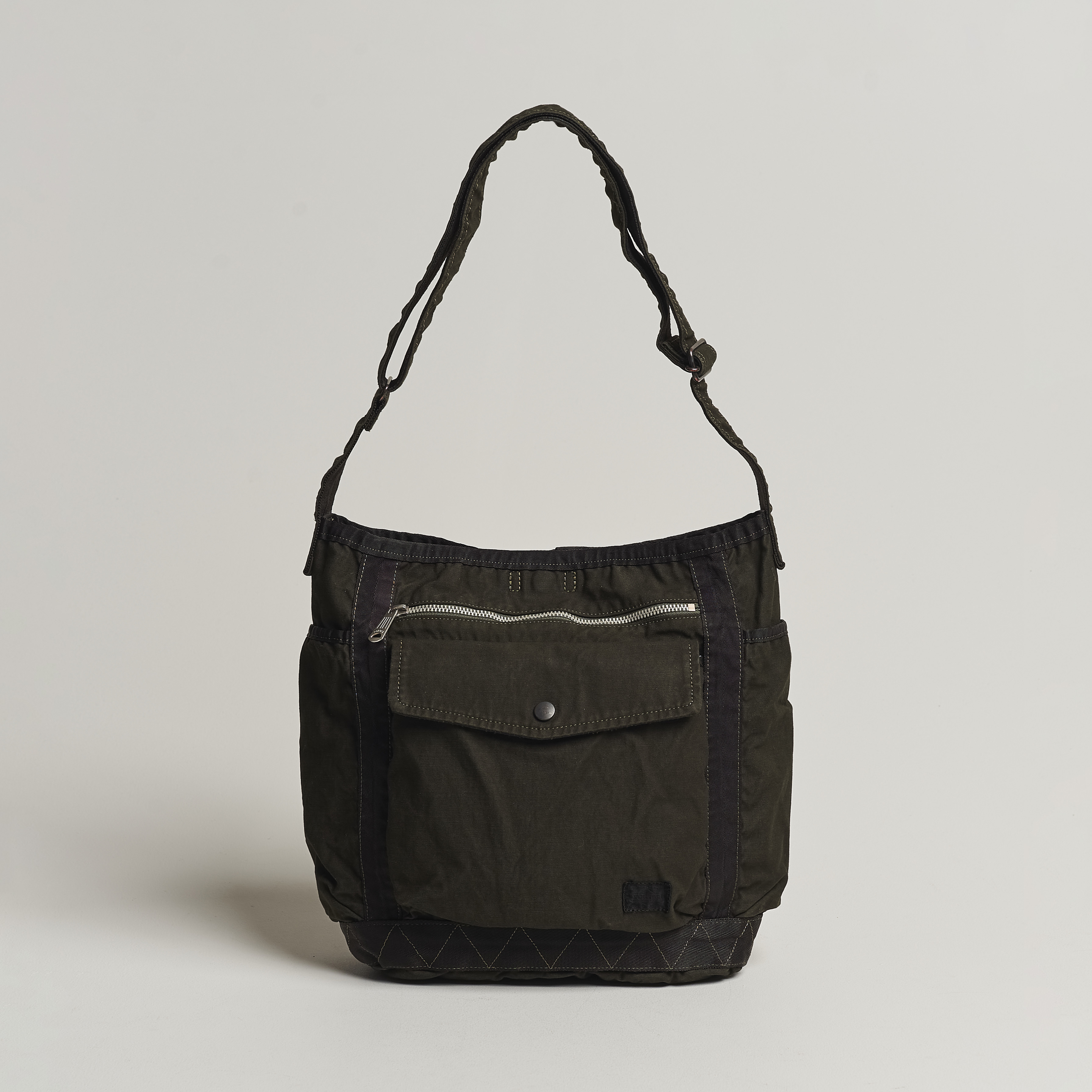 Porter-Yoshida & Co. Crag Shoulder Bag Khaki bei Care of Carl