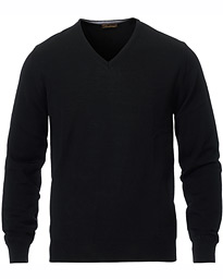  Merino V- Neck Pullover Black