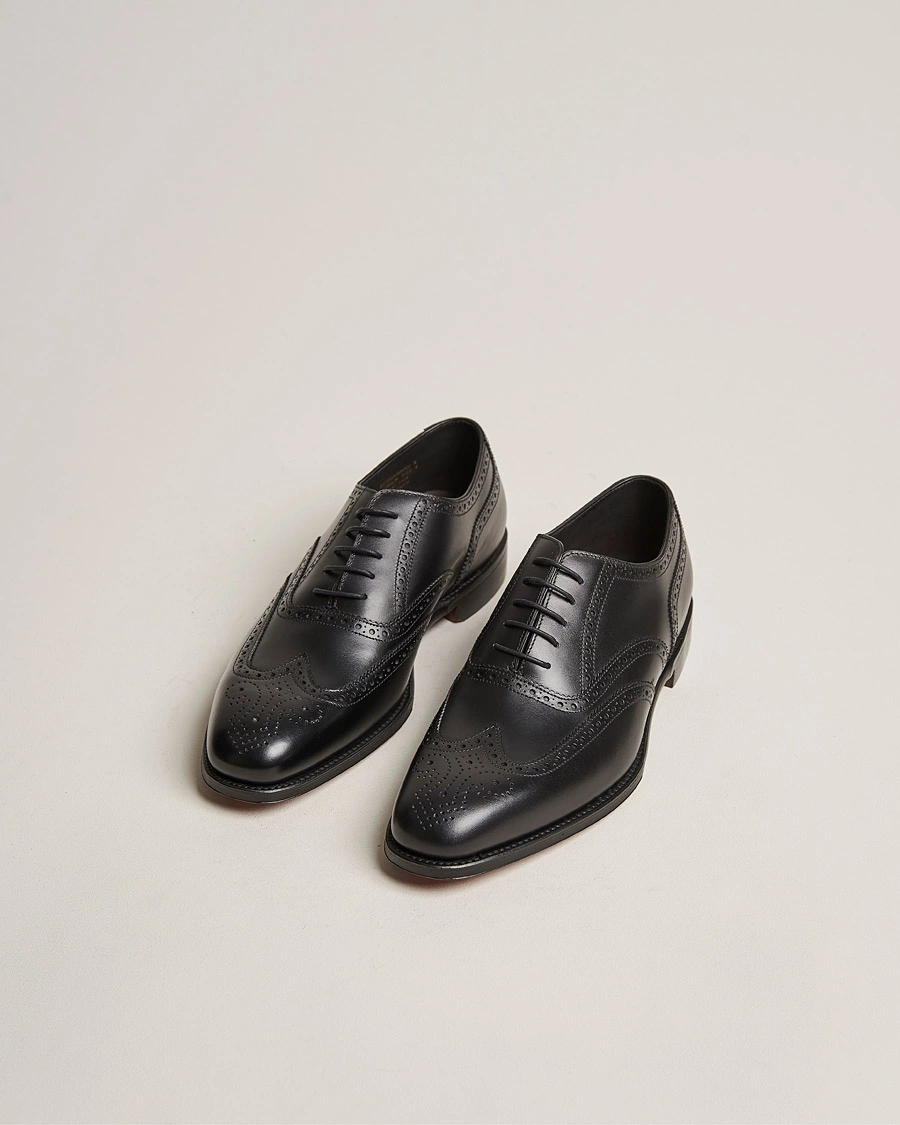Herren | Handgefertigte Schuhe | Loake 1880 | Buckingham Brogue Black Calf