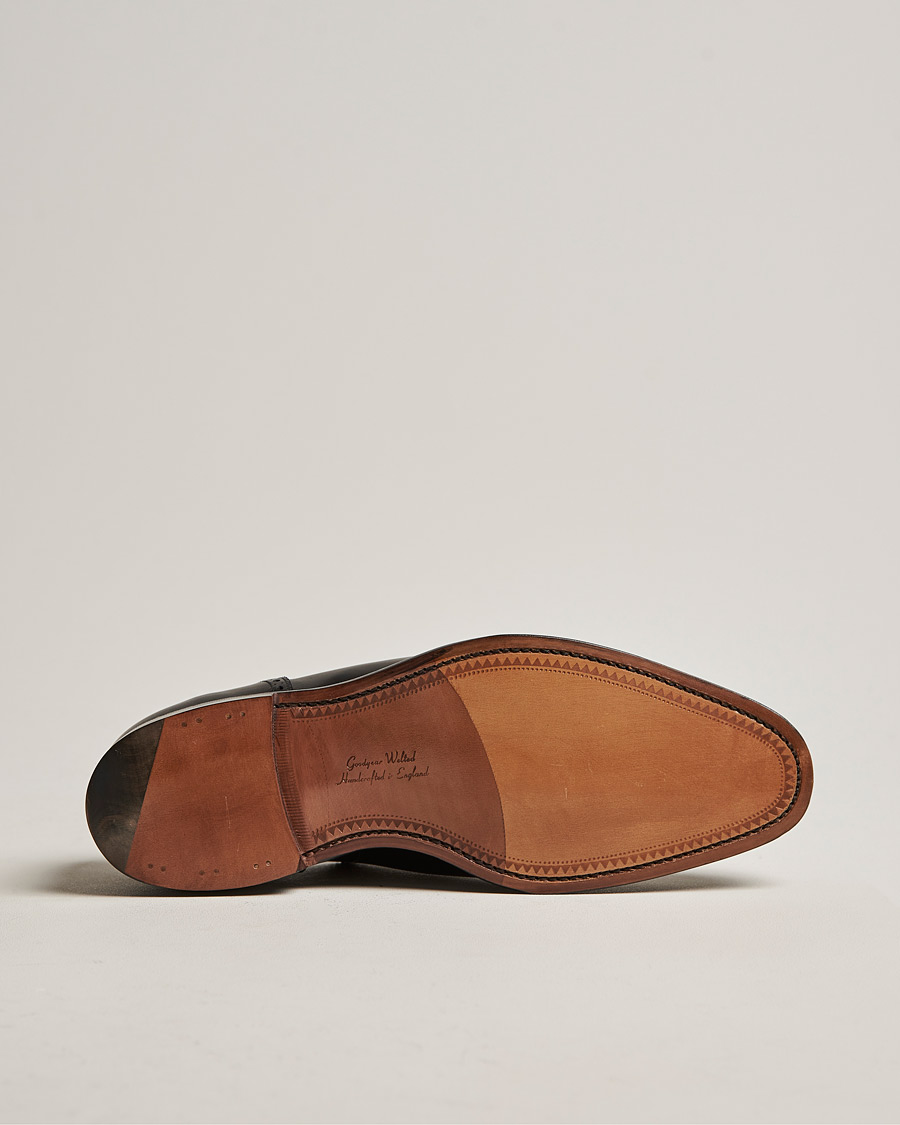 Herren | Brogue | Loake 1880 | Strand Brogue Black Calf