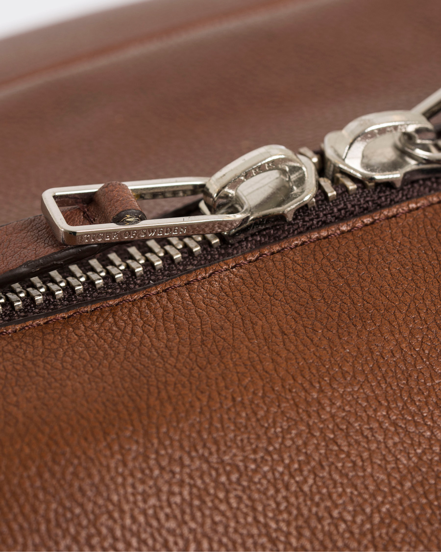 Tiger of Sweden Pinchon Leather Weekend Bag Brown bei Care of Carl