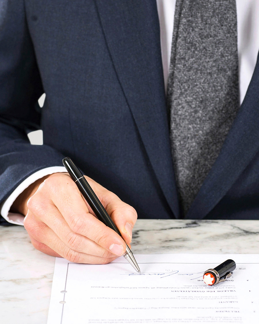 Herren | Montblanc Heritage Rouge & Noir Rollerball Pen Black | Montblanc | Heritage Rouge & Noir Rollerball Pen Black