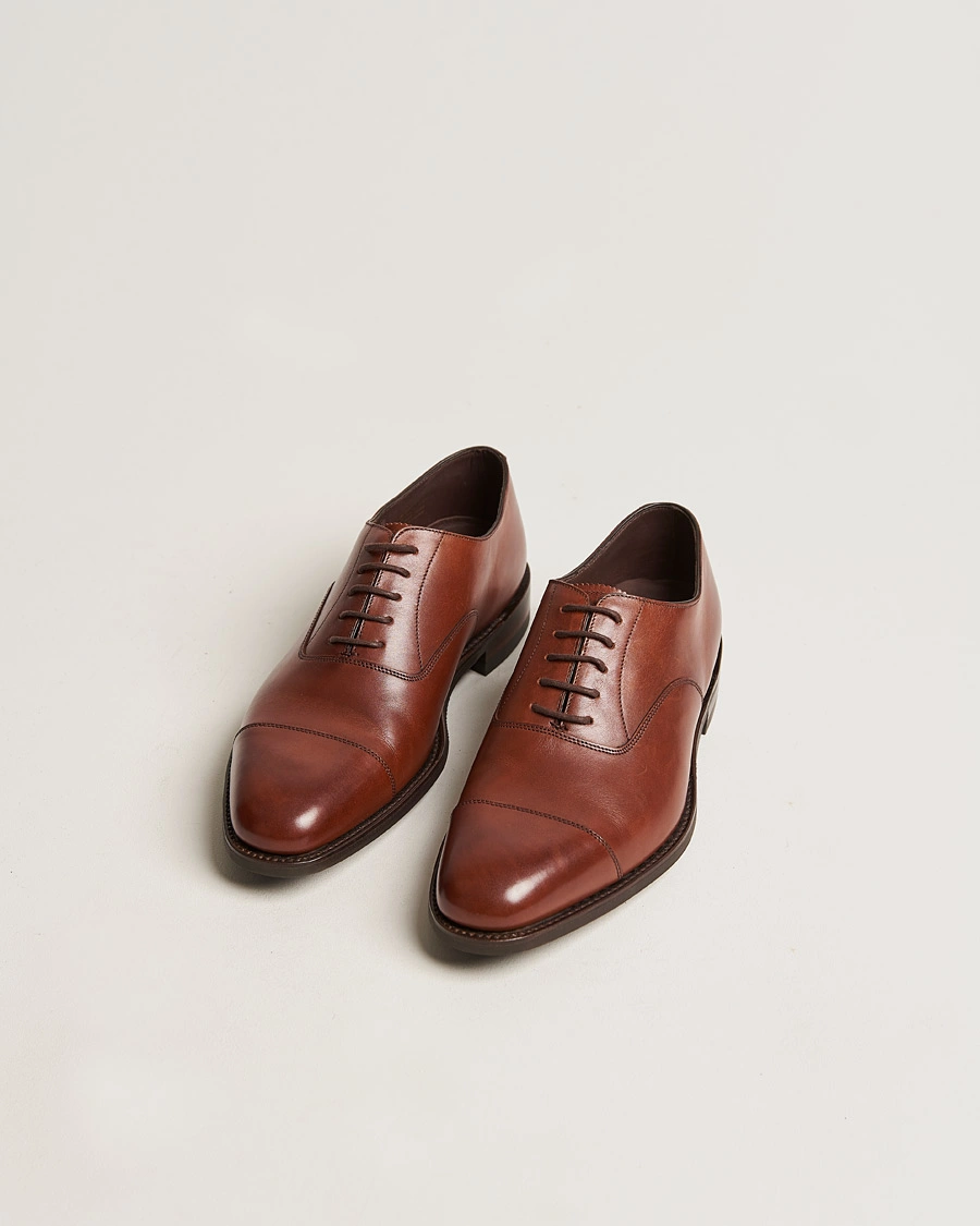 Herren | Handgefertigte Schuhe | Loake 1880 | Aldwych Single Dainite Oxford Brown Calf