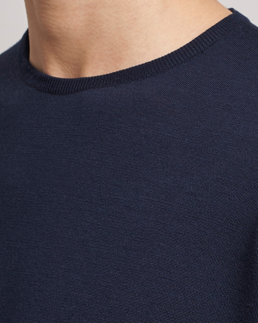 Herren | Pullover | John Smedley | Lundy Extra Fine Merino Crew Neck Midnight