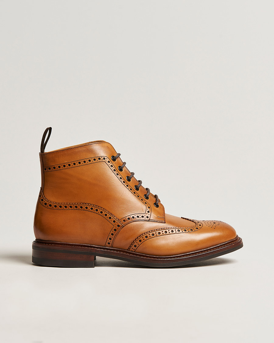 Herren | Loake 1880 Wolf Premium Fur Lined Brogue Tan Burnished Calf | Loake 1880 | Wolf Premium Fur Lined Brogue Tan Burnished Calf