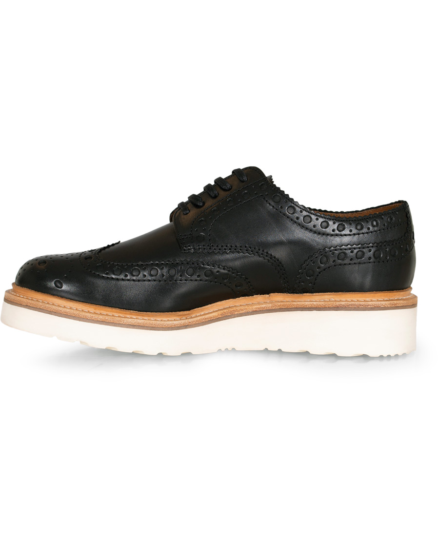 Herren | Grenson Archie Brogue Derby Wedge Sole Black Calf | Grenson | Archie Brogue Derby Wedge Sole Black Calf