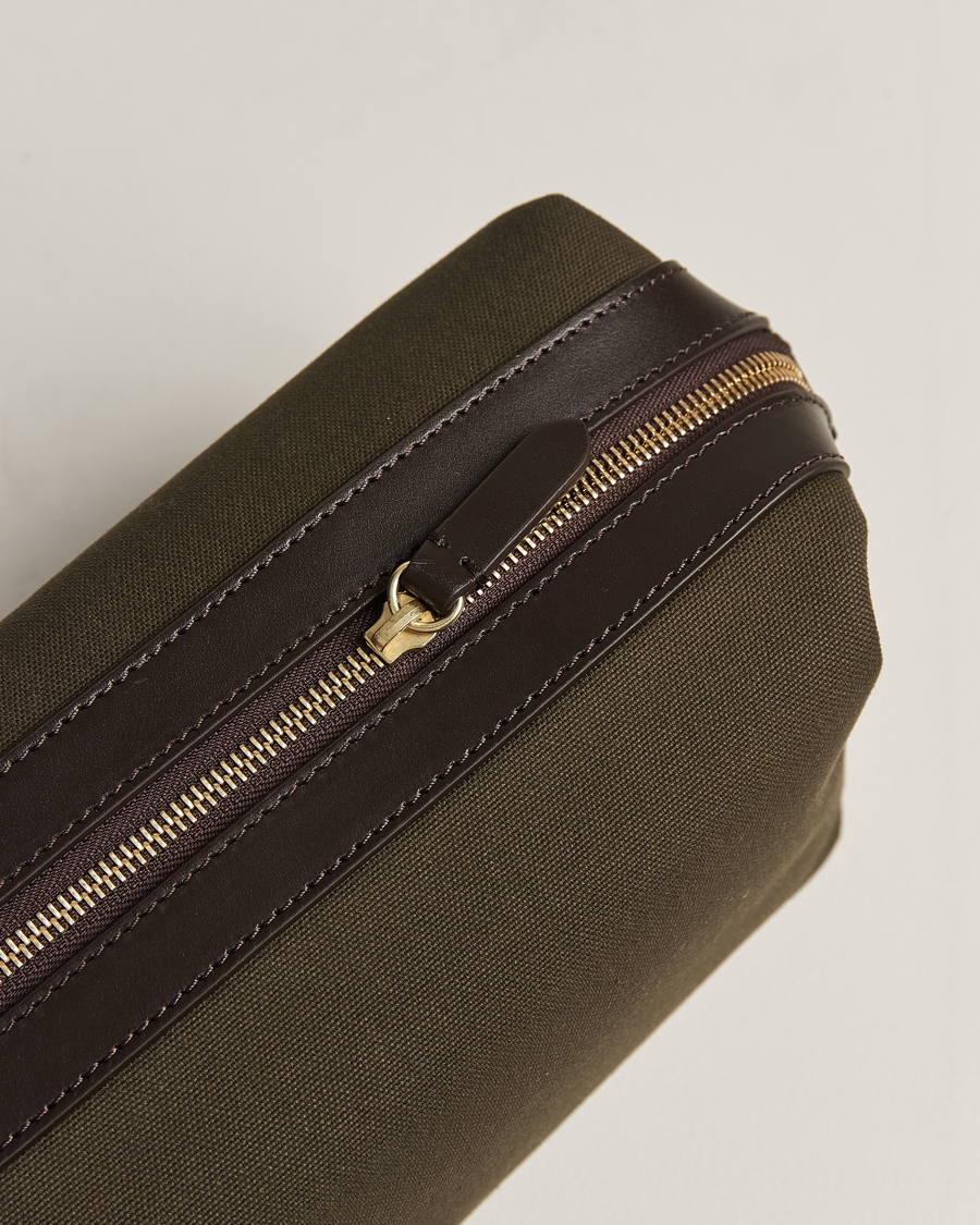 Herren | Taschen | Mismo | M/S Nylon Washbag Army/Dark Brown
