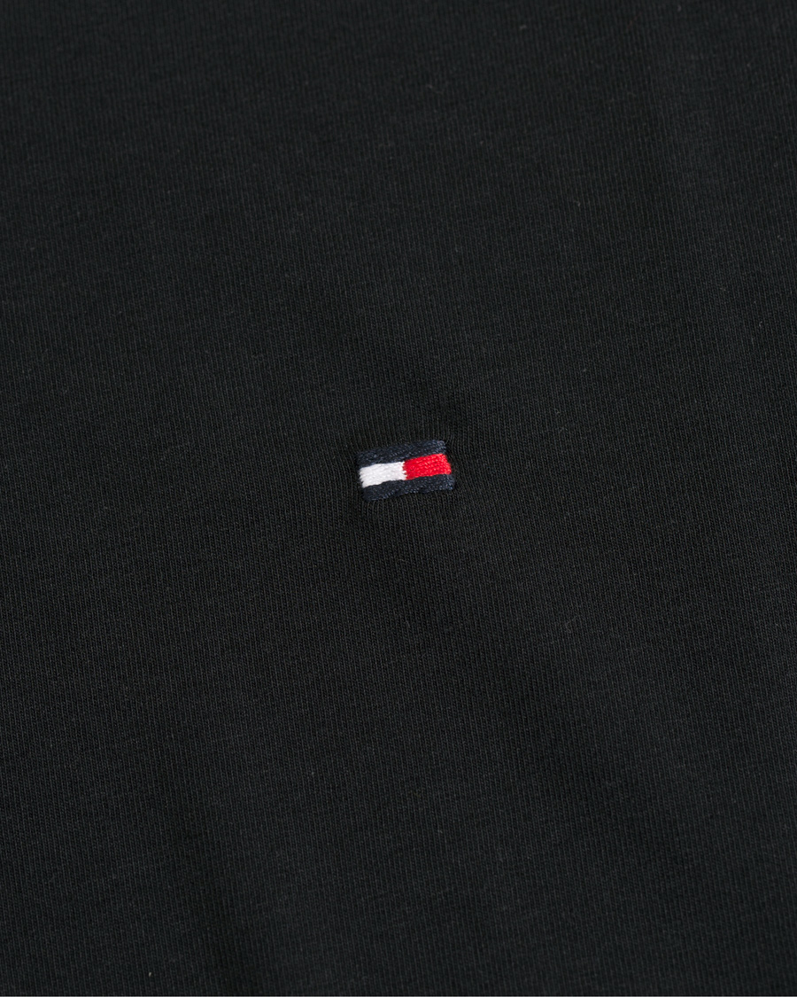 Herren | T-Shirts | Tommy Hilfiger | Slim Fit Stretch V-Neck Tee Flag Black