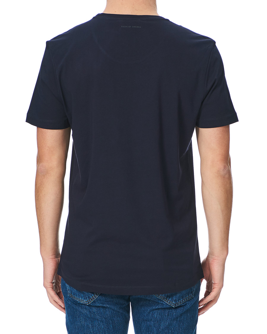 Herren | T-Shirts | Tiger of Sweden | Legacy Crew Neck Tee Navy