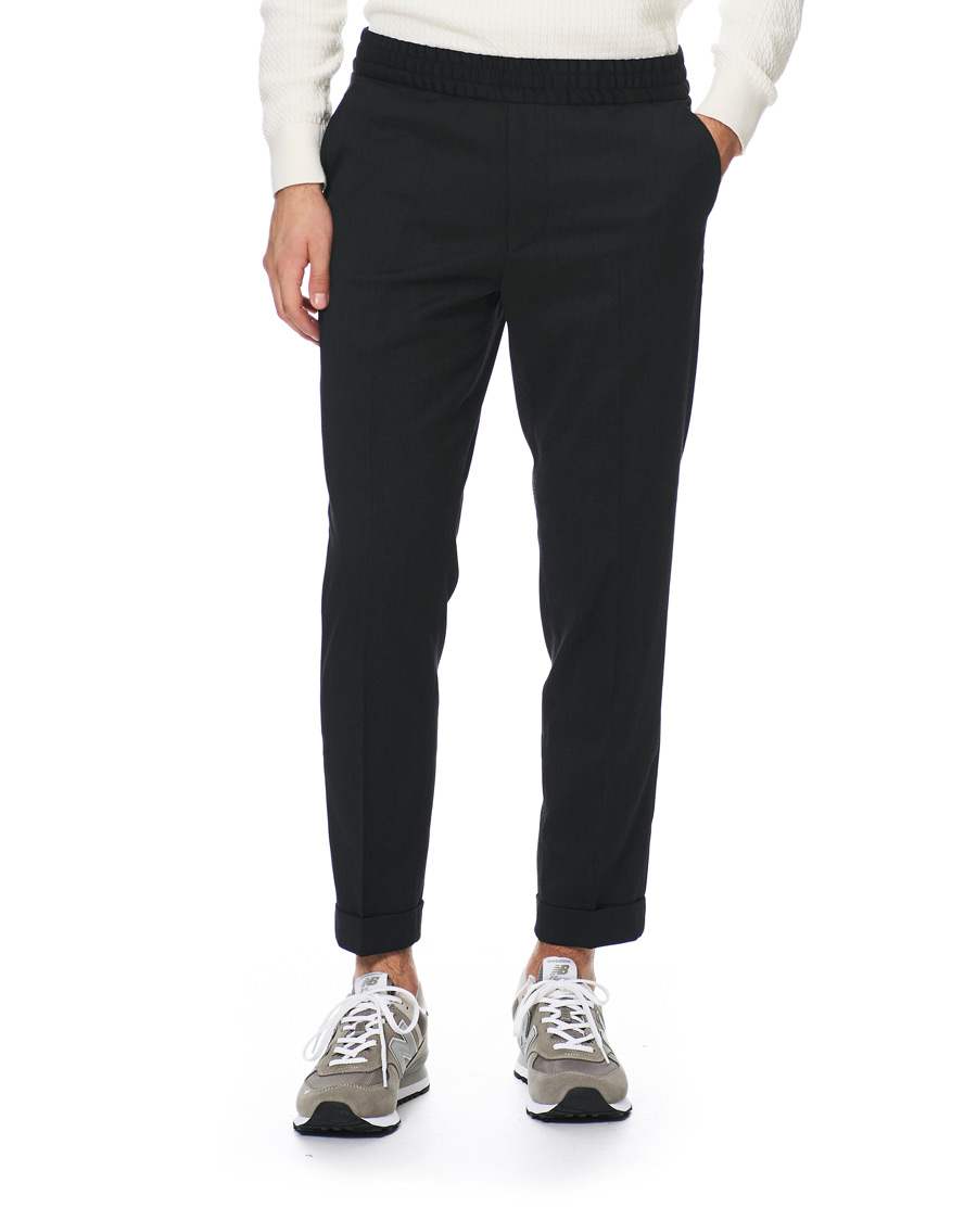 Herren | Hosen | Filippa K | Terry Gabardine Cropped Turn Up Trousers Antracite
