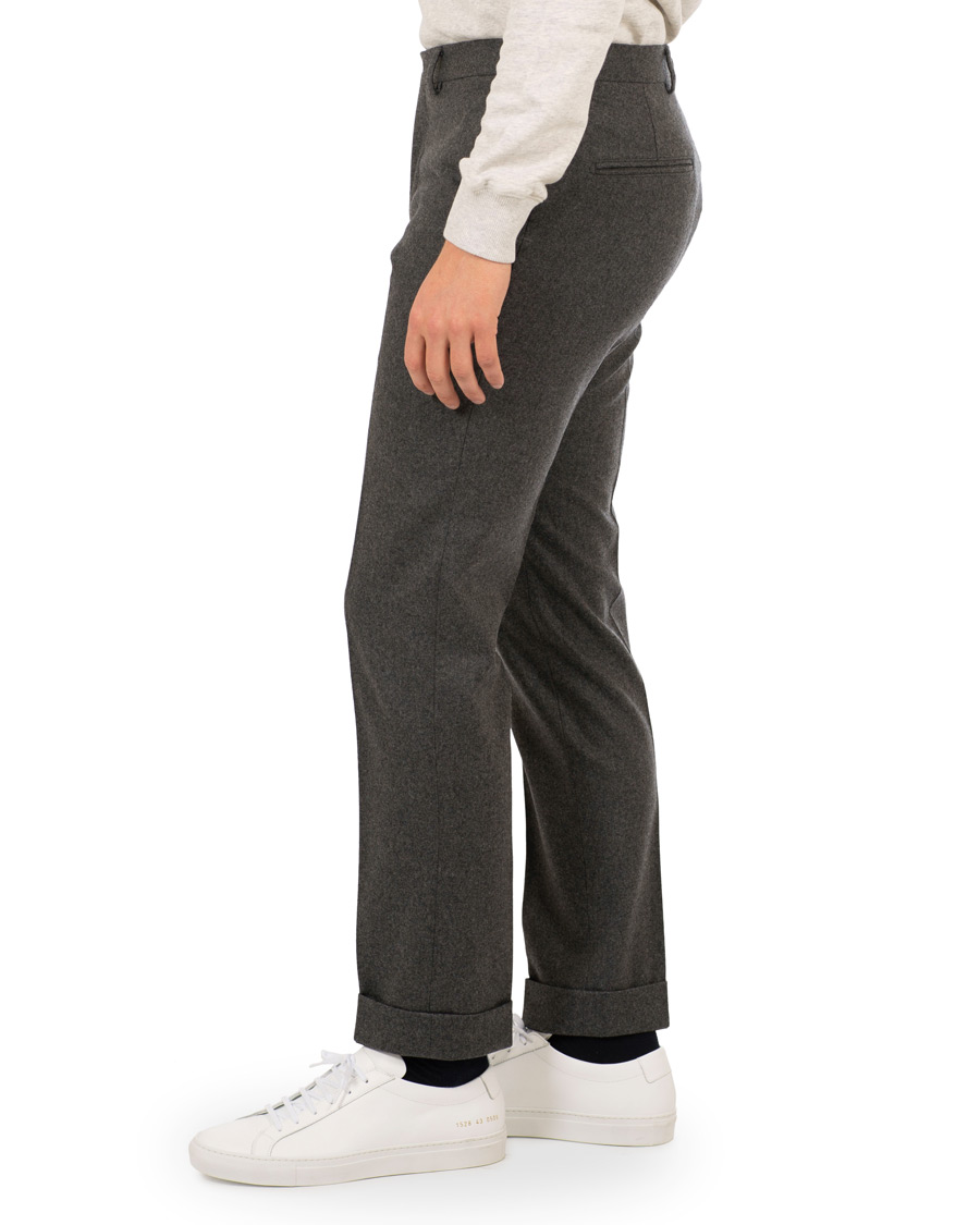Herren | Hosen | Oscar Jacobson | Dean Turn Up Flannel Trousers Dark Grey