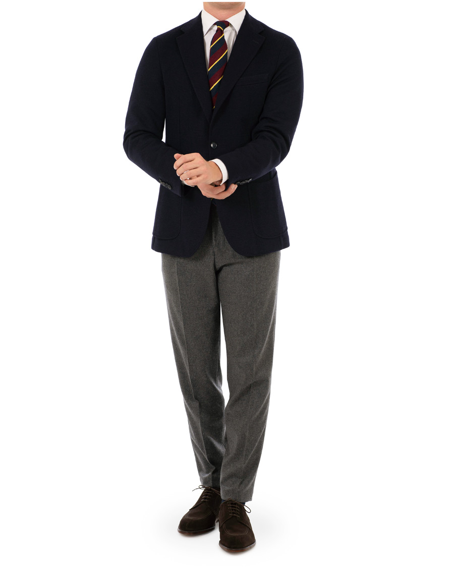 Herren | Hosen | Oscar Jacobson | Delon Pleated Flannel Trousers Dark Grey