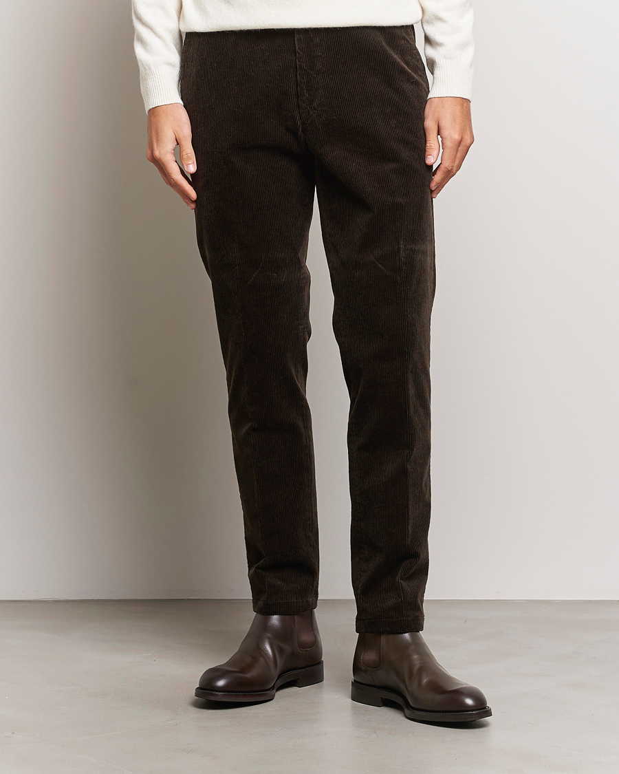 Herren | Hosen | Oscar Jacobson | Denz Corduroy Trousers Dark Brown