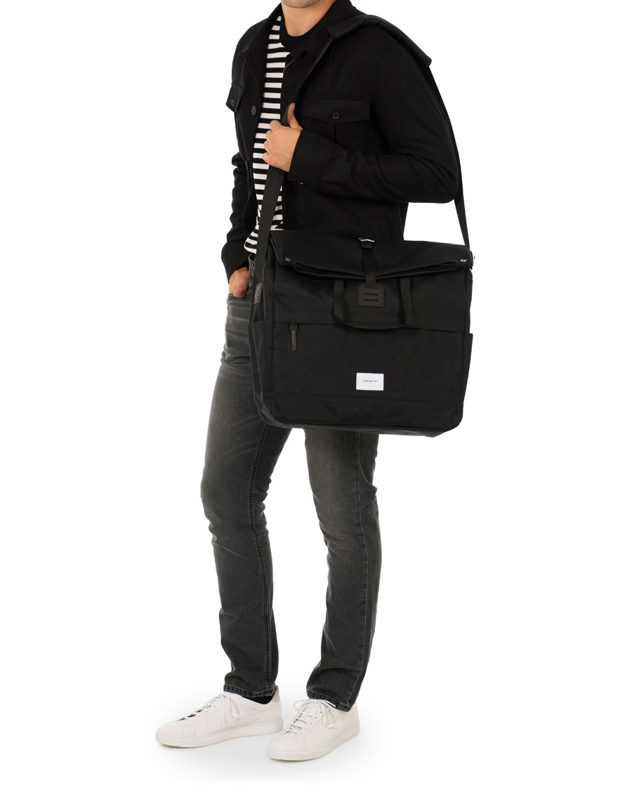 Herren | Taschen | Sandqvist | Tor Cordura Eco Made Roll Top Messenger Bag Black