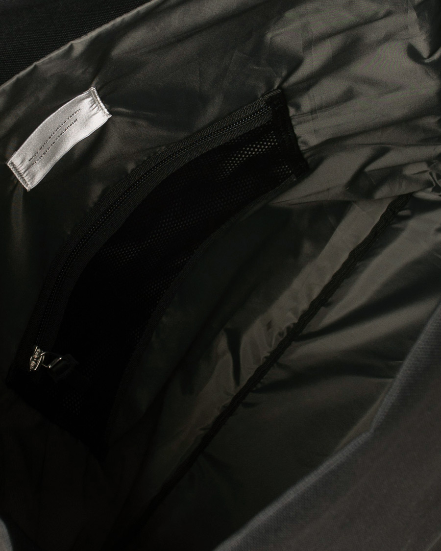 Herren | Taschen | Sandqvist | Tor Cordura Eco Made Roll Top Messenger Bag Black