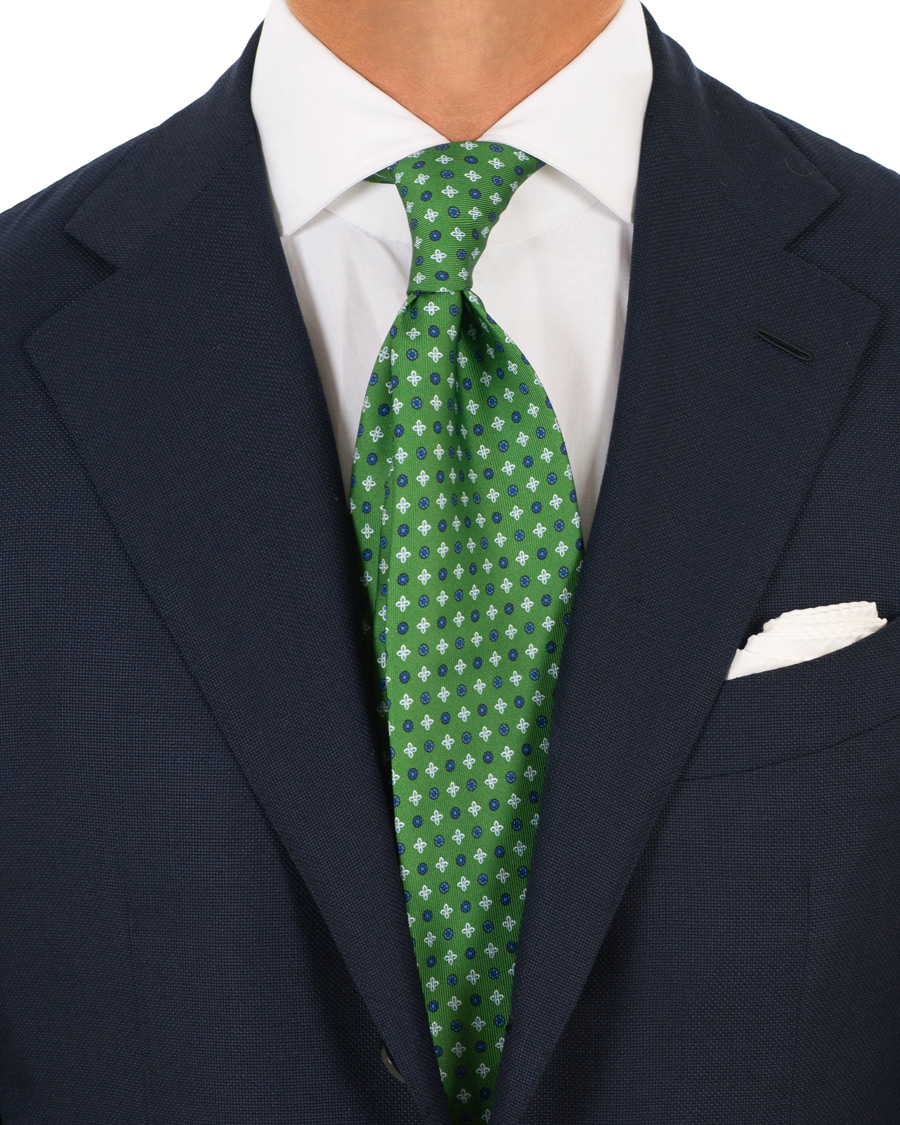 Herren | E. Marinella 3-Fold Printed Heritage Symbol Silk Tie 8 Cm Grass Green | E. Marinella | 3-Fold Printed Heritage Symbol Silk Tie 8 Cm Grass Green