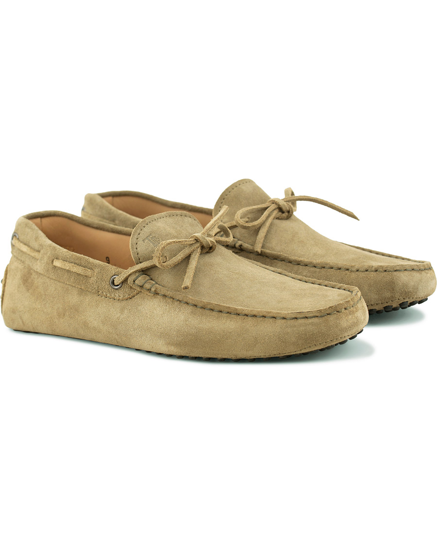 Herren | Tod's Laccetto Gommino Carshoe Olive Suede | Tod's | Laccetto Gommino Carshoe Olive Suede