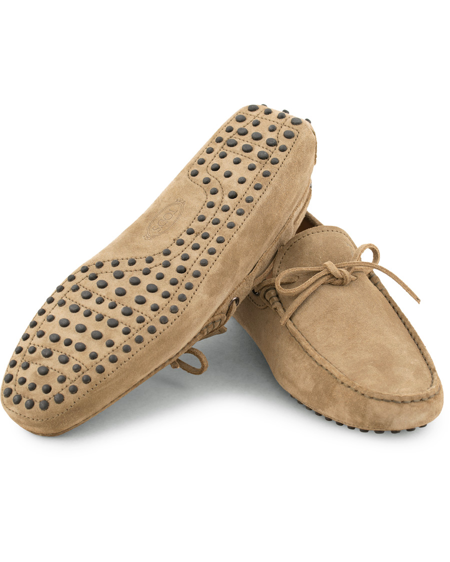 Herren | Tod's Laccetto Gommino Carshoe Olive Suede | Tod's | Laccetto Gommino Carshoe Olive Suede