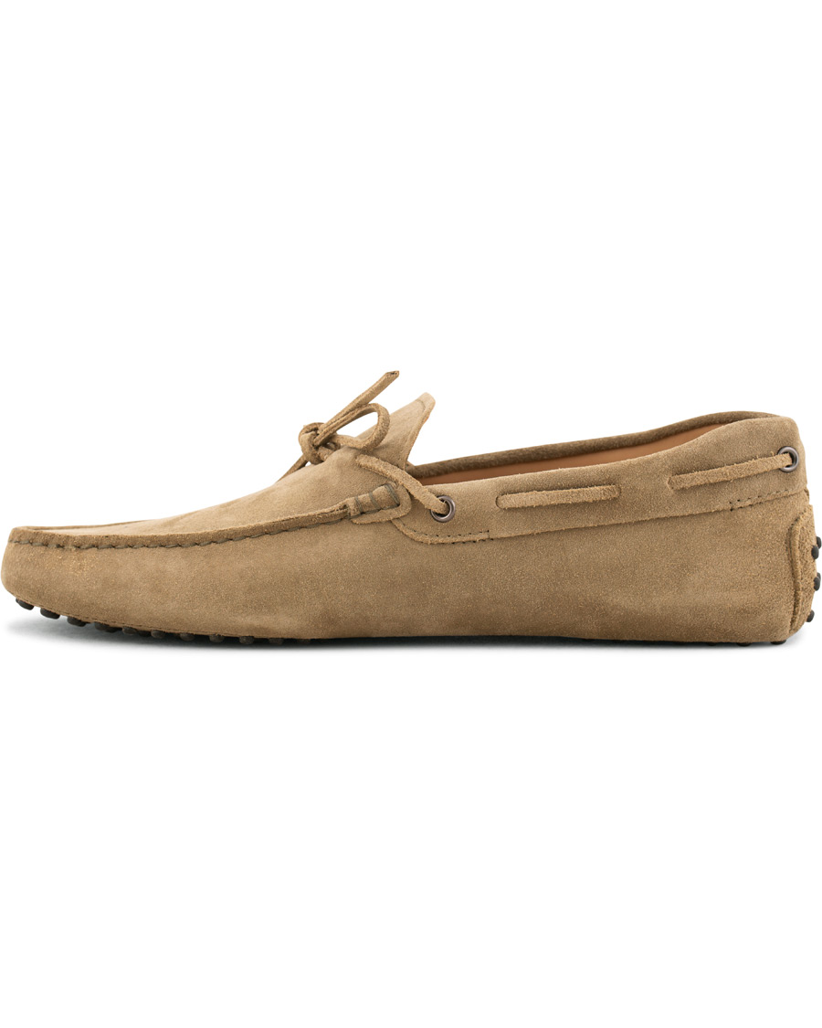 Herren | Tod's Laccetto Gommino Carshoe Olive Suede | Tod's | Laccetto Gommino Carshoe Olive Suede