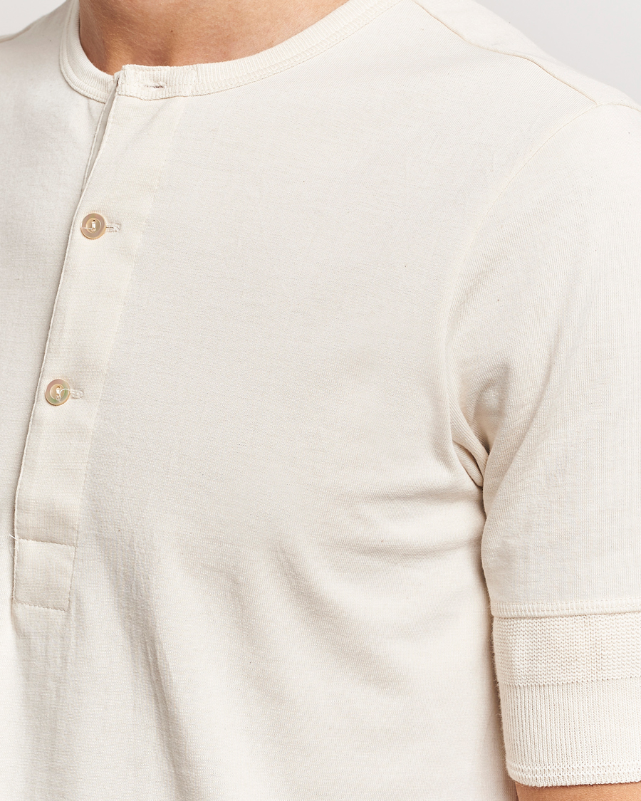 Herren | T-Shirts | Merz b. Schwanen | Short Sleeve Organic Cotton Henley Nature