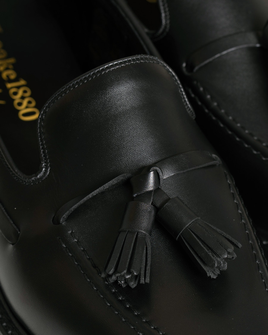 Herren | Loake 1880 Nottingham Tassel Loafer Shadow Black Calf | Loake 1880 | Nottingham Tassel Loafer Shadow Black Calf